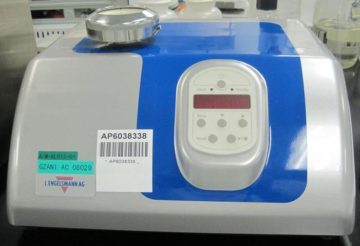 �̷��ܶȜy���xJ.ENGELSMANN STAV II