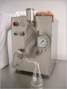 ���߉���(x��)������C(j��)Avestin EmulsiFlex-C3