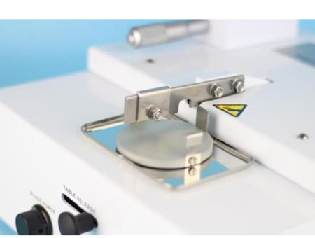 ����M����Ƭ�C����С��M����Ƭ�C