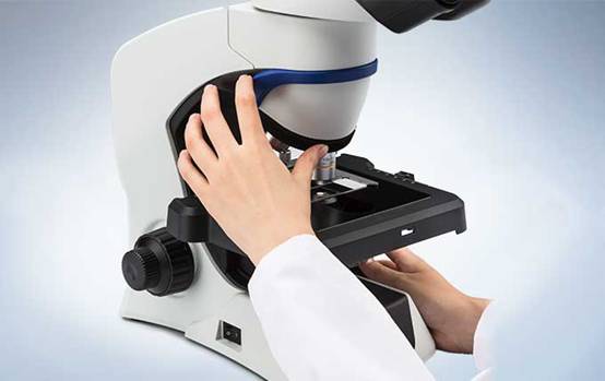 奧林巴斯CX33顯微鏡的使用方法