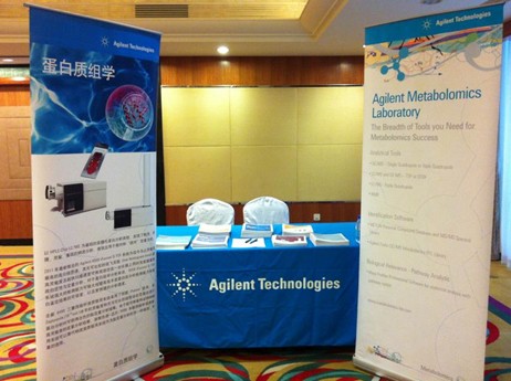 ���݂��Ƽ���չλ